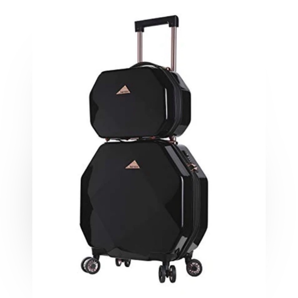 Kensie 2 pc set black 8 wheels